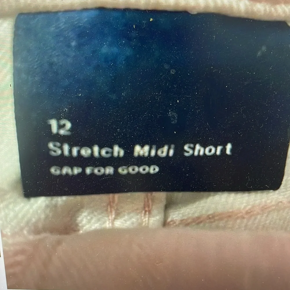 GAP pre owned